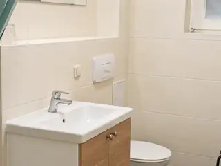 Haus Anni – Ferienwohnung 19 – Badezimmer