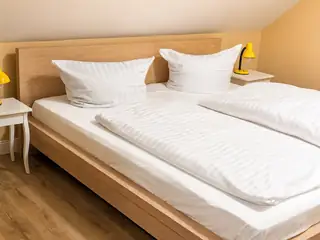 Haus Anni – Ferienwohnung 19 – Schlafzimmer