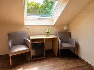 Doppelzimmer I – Zimmer